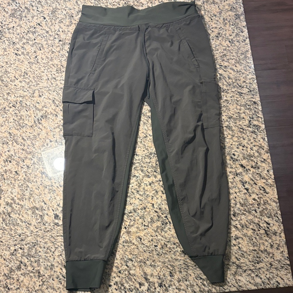 Athleta  Green Cargo Jogger Pants